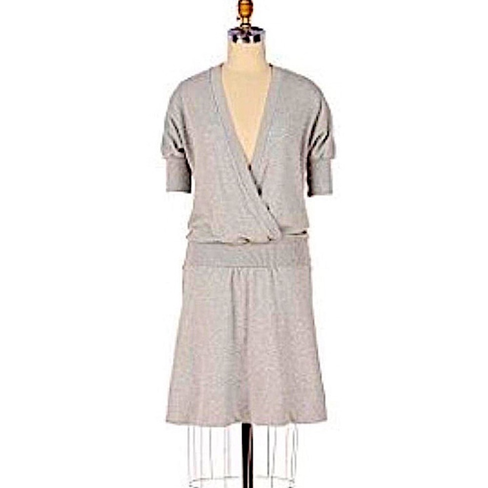 𝅺ANTHROPOLOGIE Allihop Gray Sweatshirt Short Sleeve Casual Dress Size Small